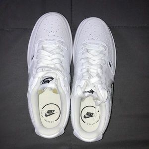 White court vision low